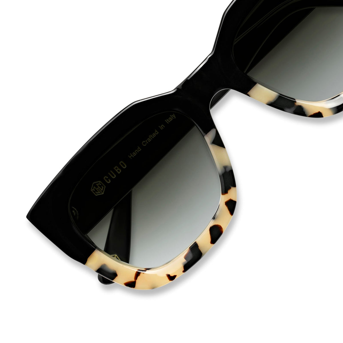 Dee Sun - Cubo Eyewear