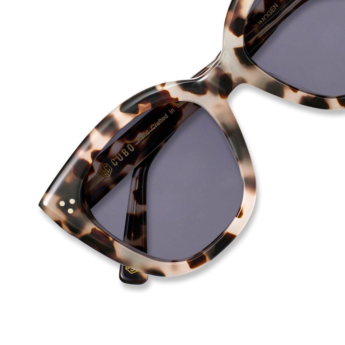 Imogen Sun - Cubo Eyewear