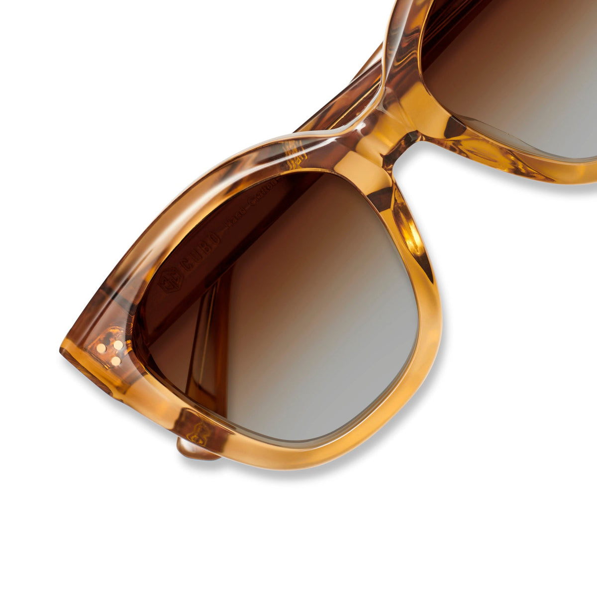 Imogen Sun - Cubo Eyewear